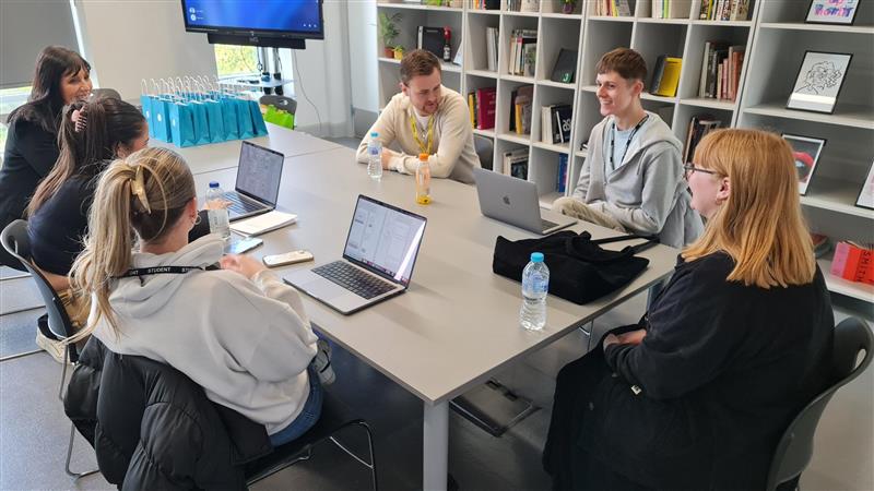 Calm Digital, Workshop, UX Design, Digital, Graphics