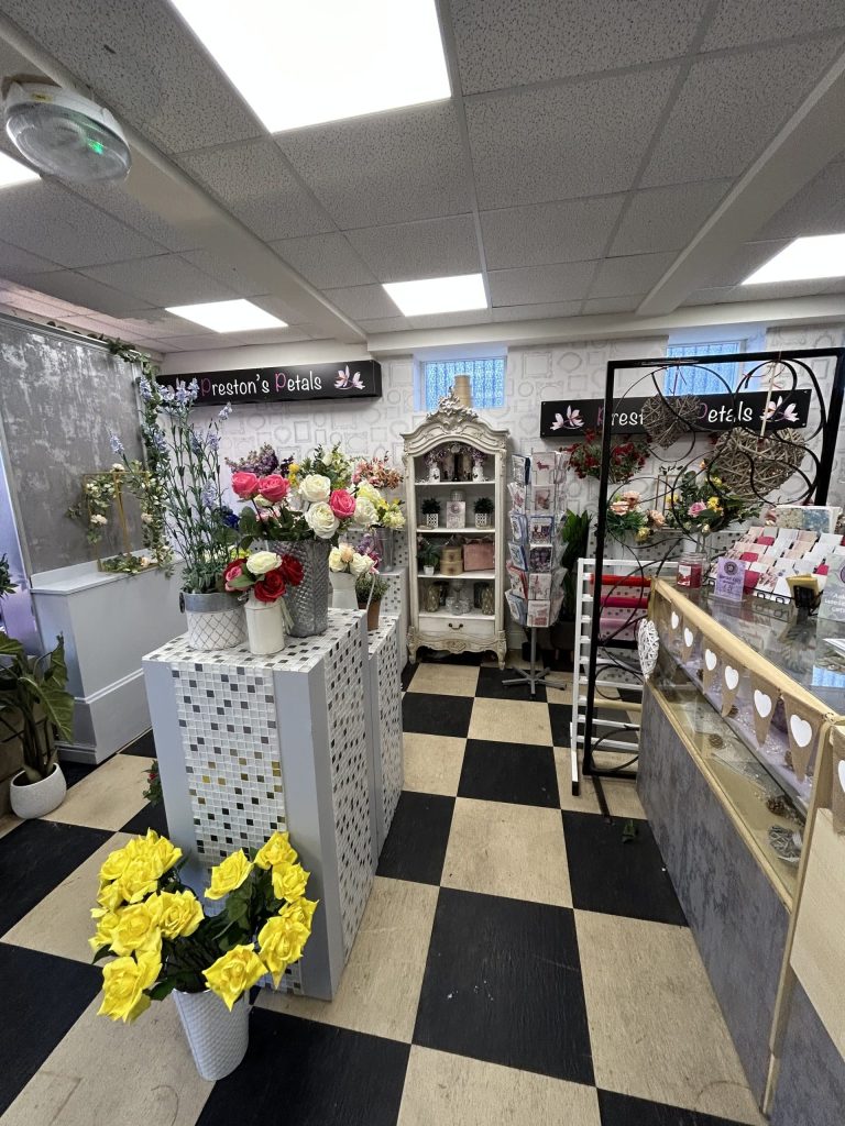 Image of Tracys Flower Shop set on Coronation Street