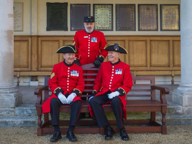 The Northern School of Art graduate Lee Bullivant's series of portraits of Chelsea Pensioners at The Royal Chelsea Hospital -171 (Medium)