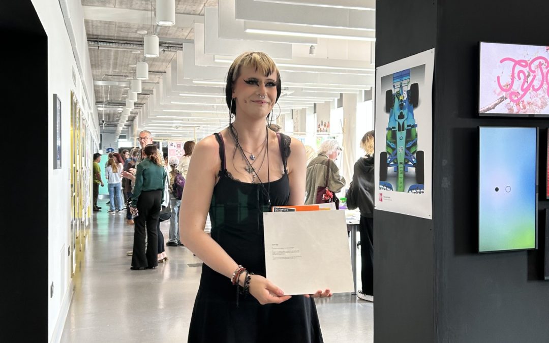 UAL Extended Diploma in Graphic & Digital Design student Niamh O’Grady receives Governors’ Award 2025!
